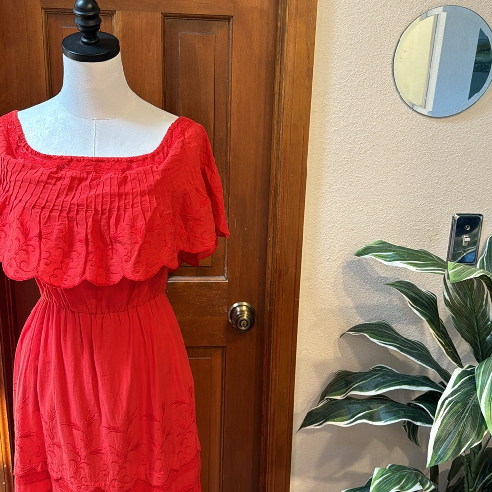 Alice + Olivia Pansy Red Maxi Dress Size 4
